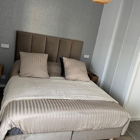 Superbe Appartement Tres Confortable Serris Exterior foto