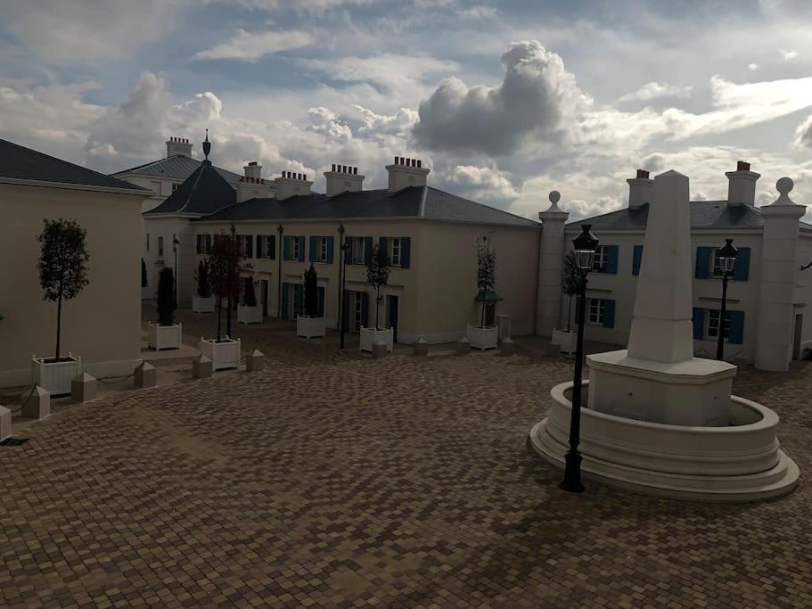 Superbe Appartement Tres Confortable Serris Exterior foto